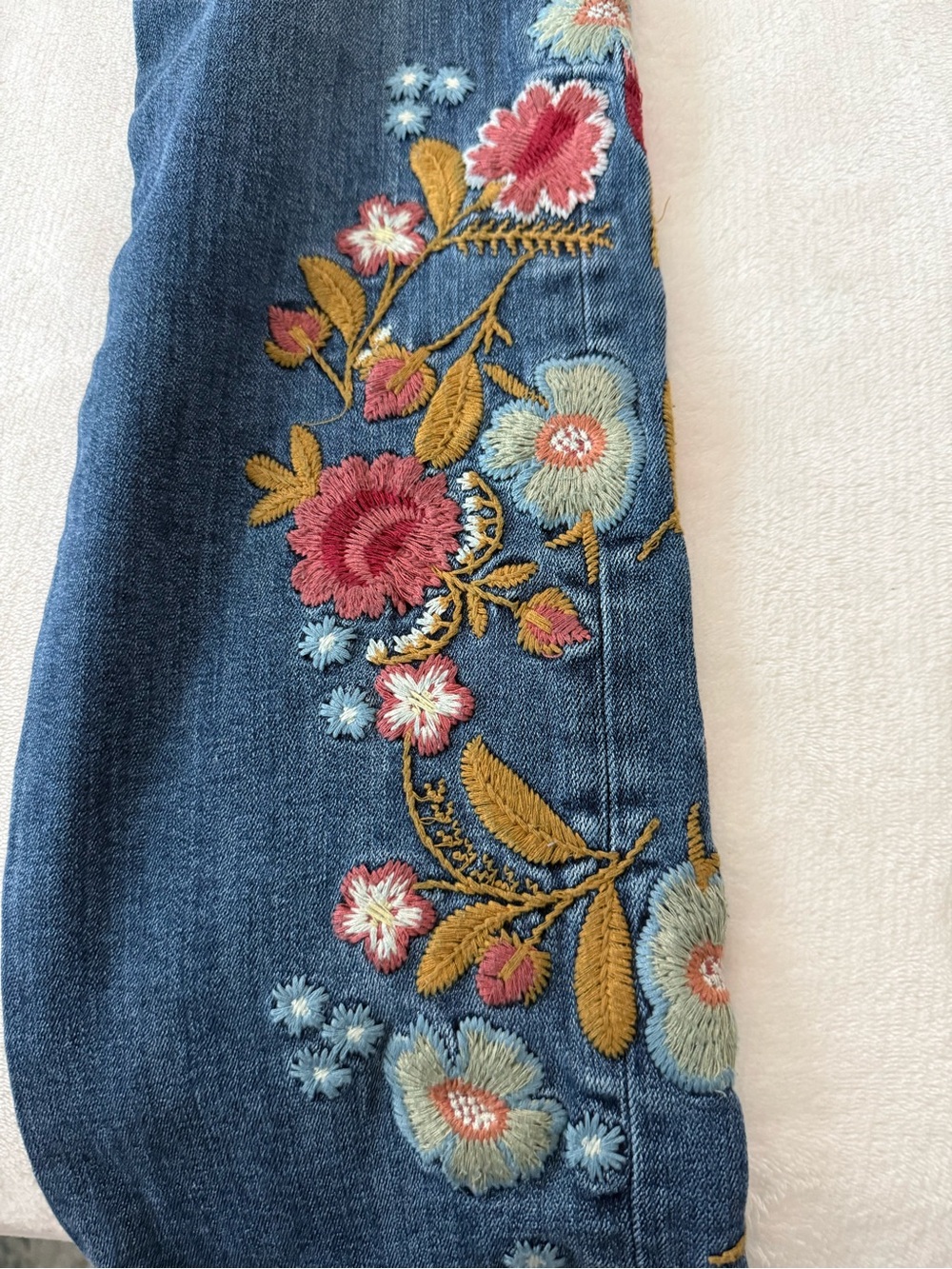 Sundance Magnolia Jeans Womens 27 Blue Floral Embroidered Straight Leg Denim E03 - Picture 2 of 10